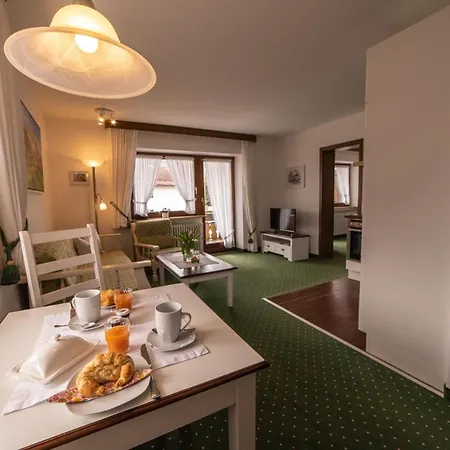 Gaestehaus Alpenflora Fischen im Allgaeu Exterior photo