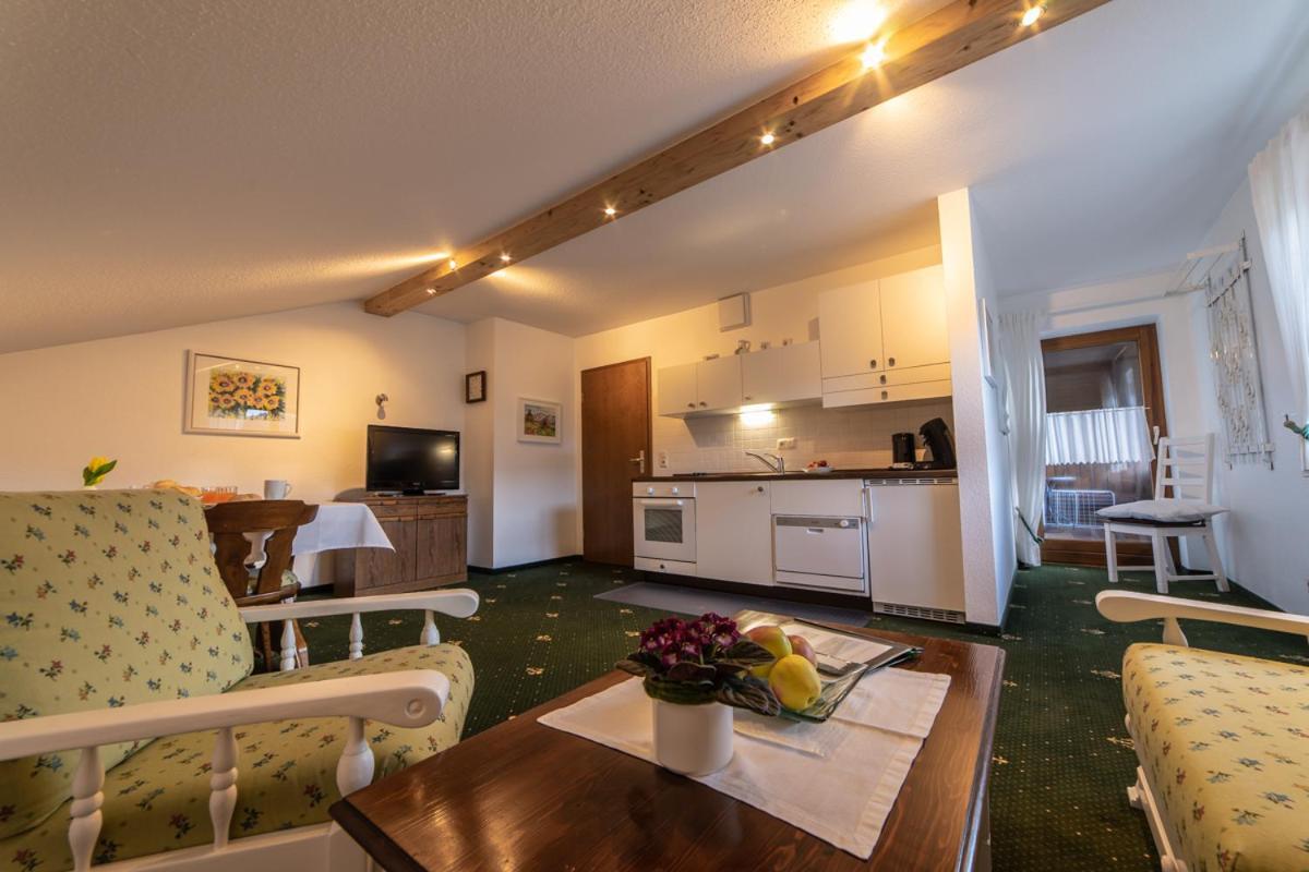 Gaestehaus Alpenflora Apartment